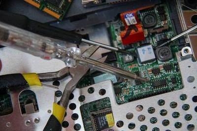 哈密臺式機維修與安防工程一體化解決方案 專業師傅電話預約與現場維修服務